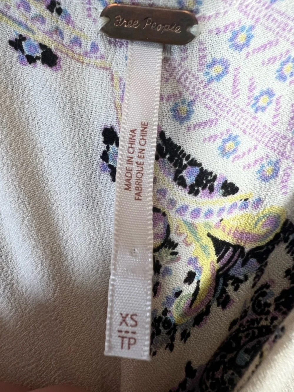 Free People Girl Talk Tunic Top in Ivory Combo, deep V neck, great pockets, EUC - Picture 5 of 9